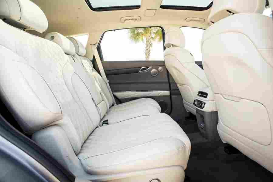GENESIS GV80 6725 20 Car A4 Photo Print