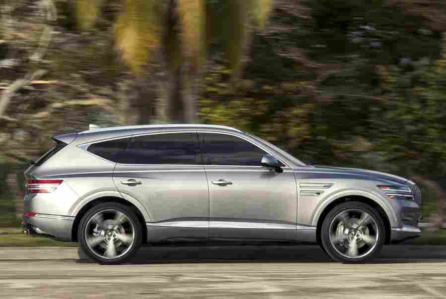 GENESIS GV80 6725 22 Car A4 Photo Print