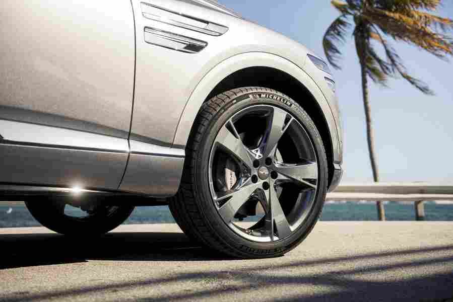 GENESIS GV80 6725 49 Car A4 Photo Print