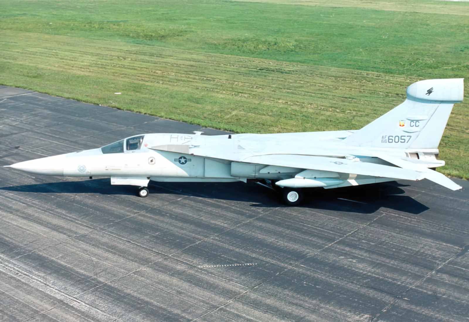 General Dynamics Grumman Ef111 Raven Ewa Aircraft United States 2 A4 Photo Print
