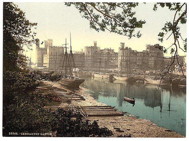 General view Carnarvon Castle Vintage A4 Photo Print