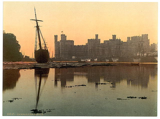 General view sunset Carnarvon Castle Vintage A4 Photo Print