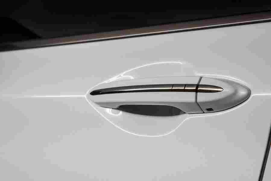 Genesis G80 5982 132 Car A4 Photo Print