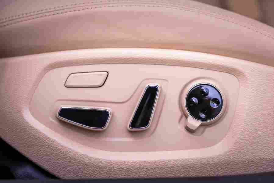 Genesis G80 5982 68 Car A4 Photo Print