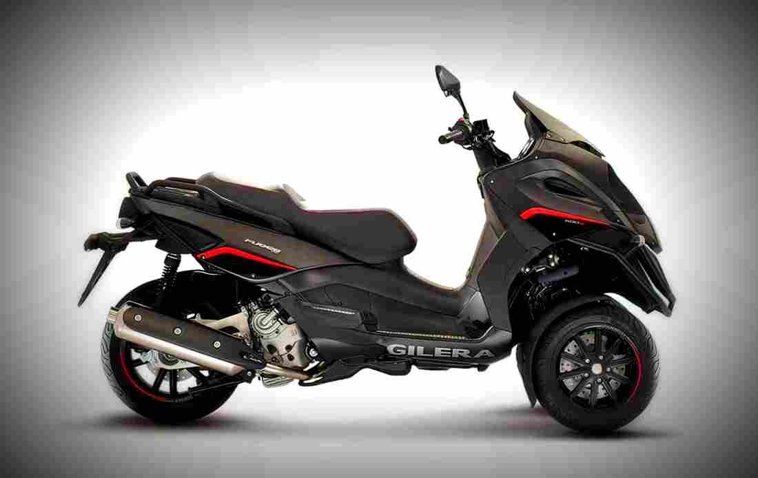 Gilera Fuoco 500 2017 1 motorbike A4 Photo Print