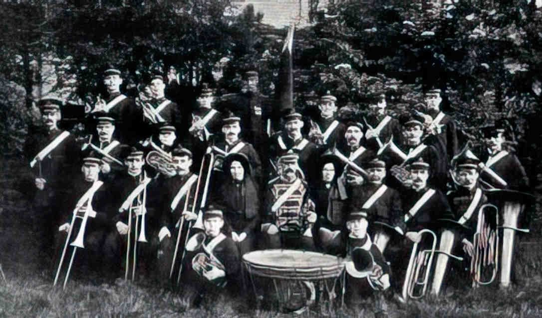 Glamorganshire Rhondda Trealaw Salvation Army Band 1907 Vintage A4 Photo Print