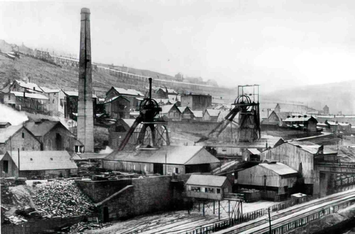 Glamorganshire Rhondda Tylorstown 8 and 9 Collieries 1920 Vintage A4 Photo Print