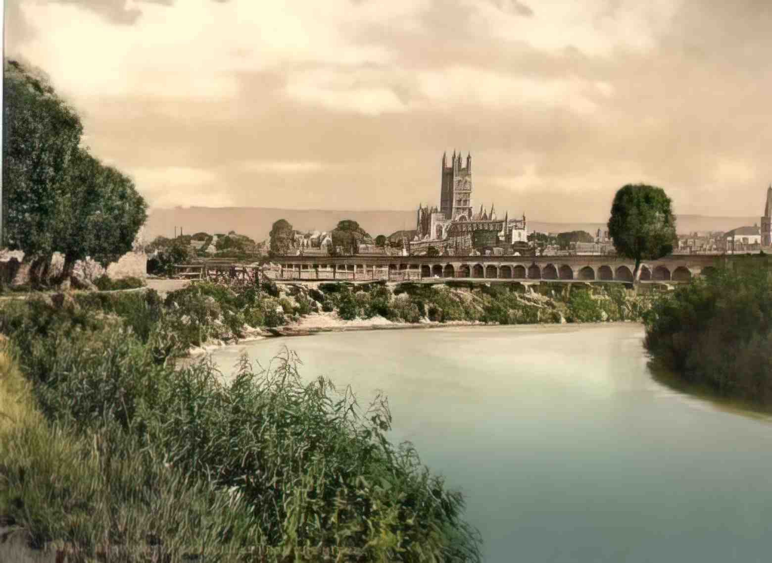 Gloucestershire Gloucester Cathedral from the River Vintage A4 Photo Print