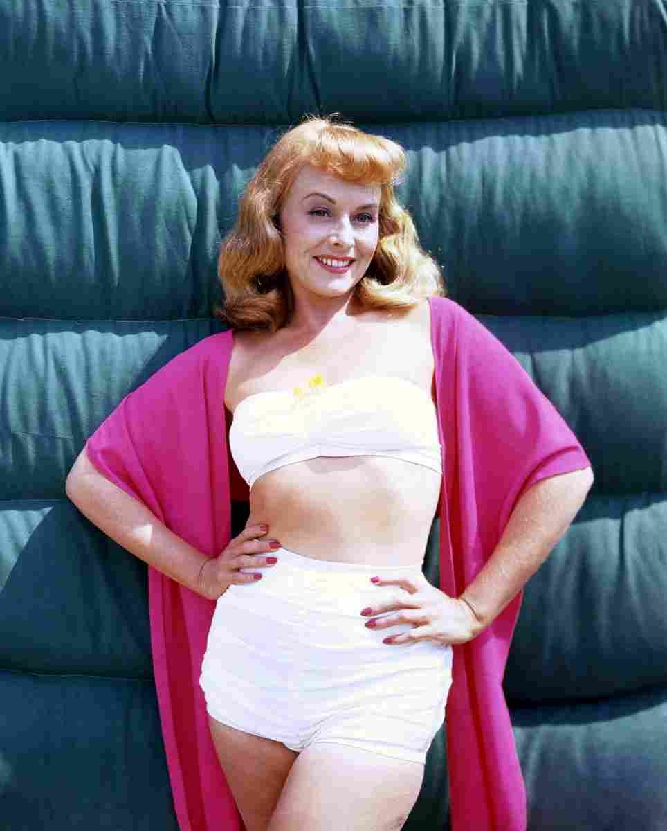 Goddard Paulette 14 film star poster A4 Photo Print