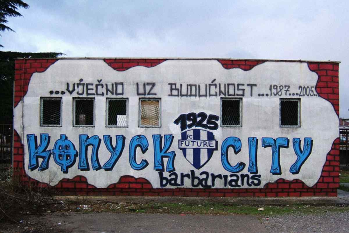 Graffiti Murals Street Art 011 buducnost graffiti A4 Photo Print