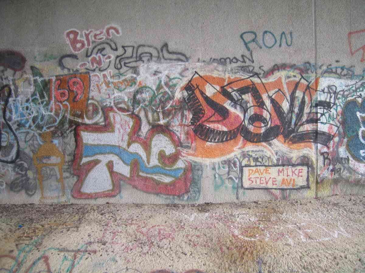 Graffiti Murals Street Art 0783 16498980 A4 Photo Print