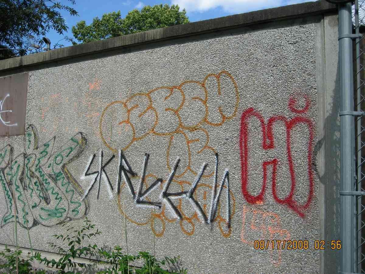Graffiti Murals Street Art 0887 18071949 A4 Photo Print