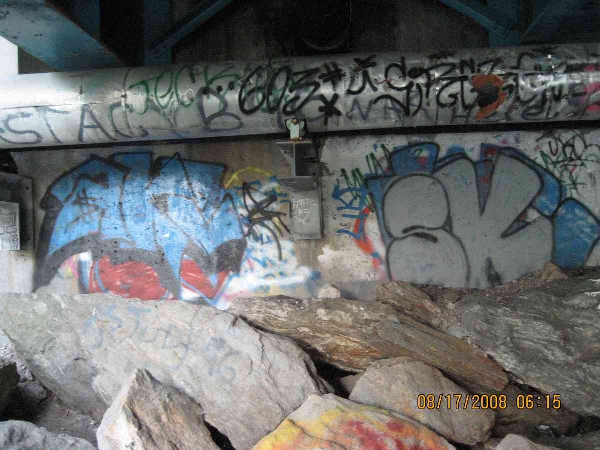 Graffiti Murals Street Art 0918 18572602 A4 Photo Print