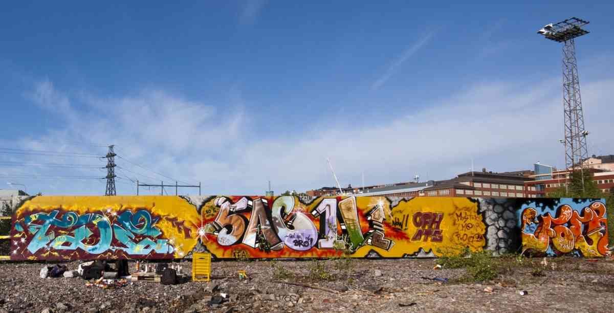 Graffiti Murals Street Art 1030 suvilahti getwellbro A4 Photo Print