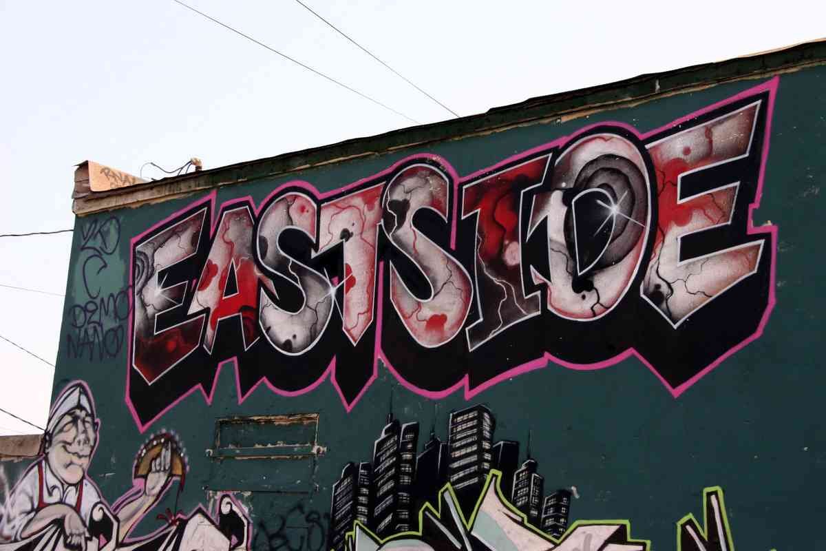 Graffiti Murals Street Art 113 fpx043007 37 A4 Photo Print