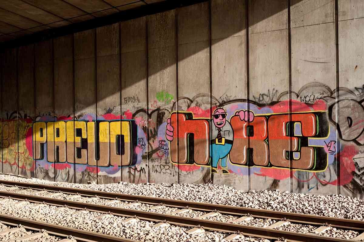 Graffiti Murals Street Art 1404 4115331987 de4a42ffe6 o A4 Photo Print