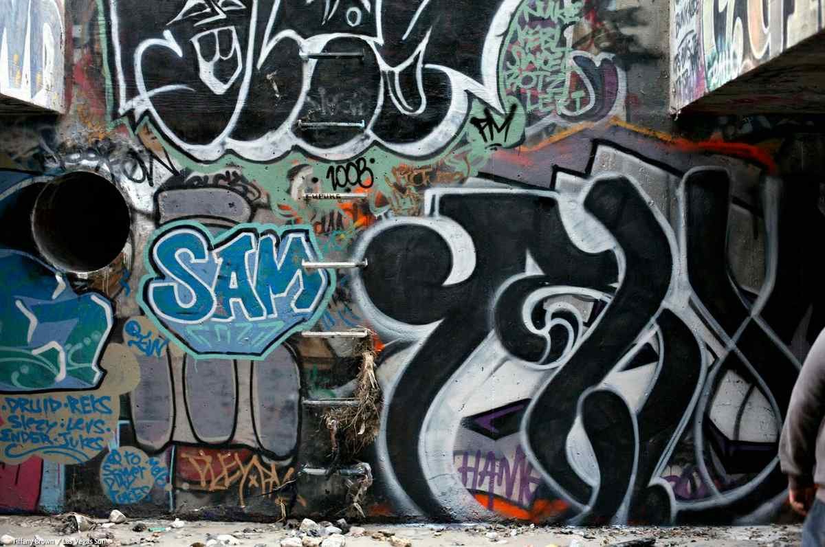 Graffiti Murals Street Art 150 graffiti underground las vegas sun A4 Photo Print