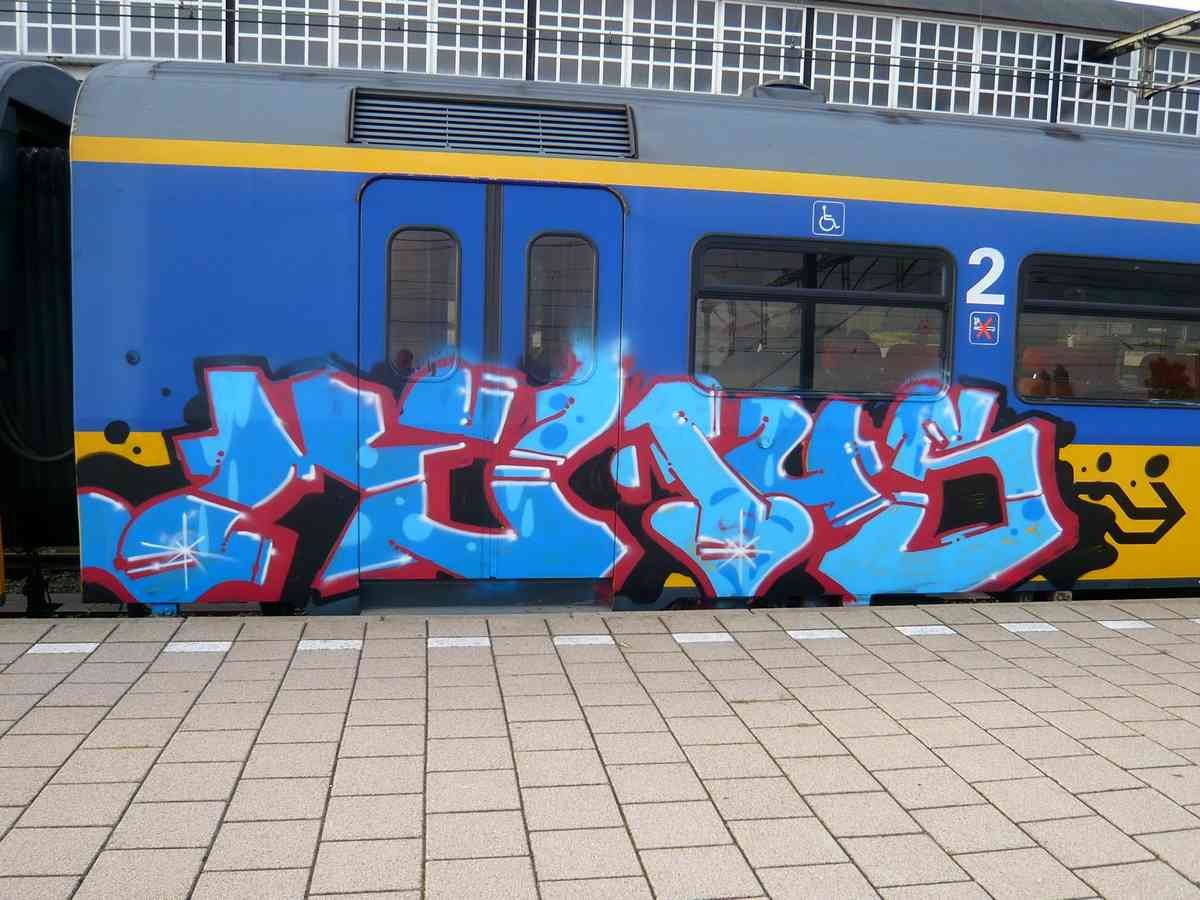 Graffiti Murals Street Art 180 1204 A4 Photo Print
