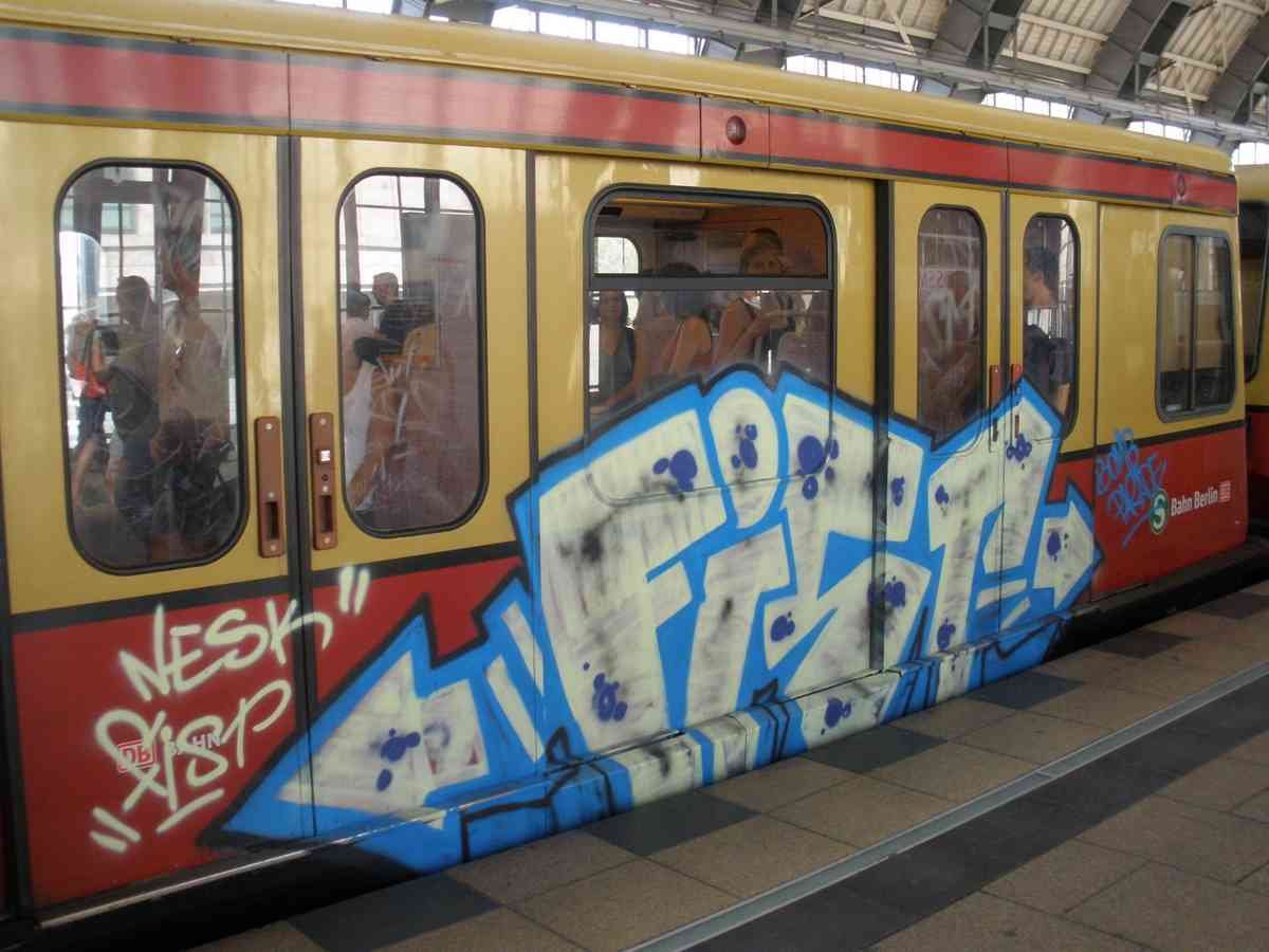 Graffiti Murals Street Art 243 1294 A4 Photo Print
