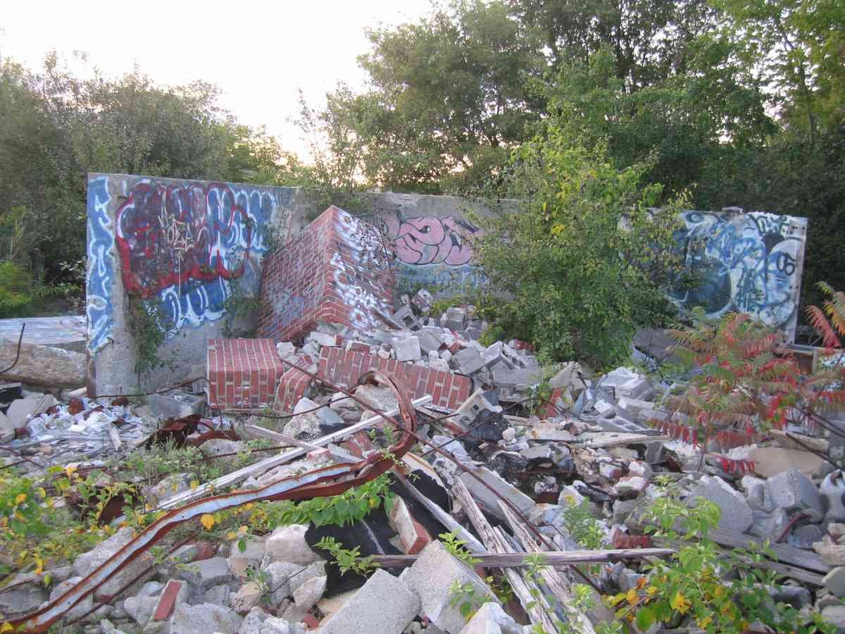 Graffiti Murals Street Art 408 23929098 A4 Photo Print