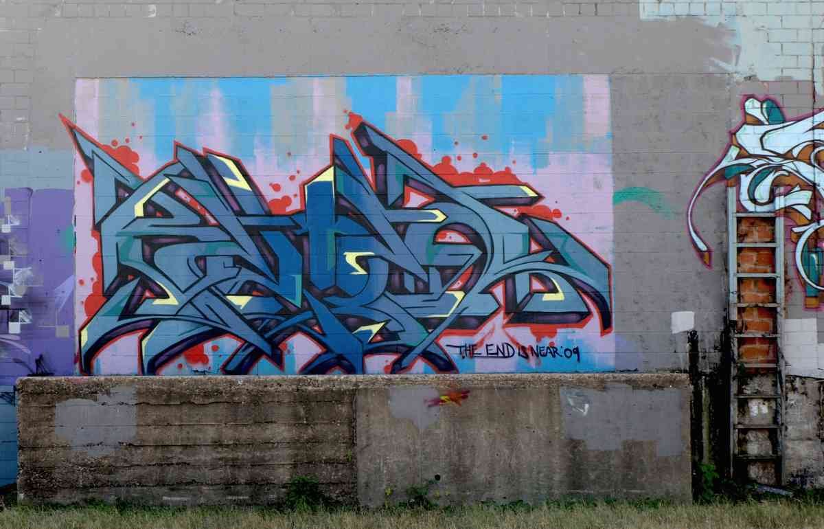 Graffiti Murals Street Art 459 end A4 Photo Print