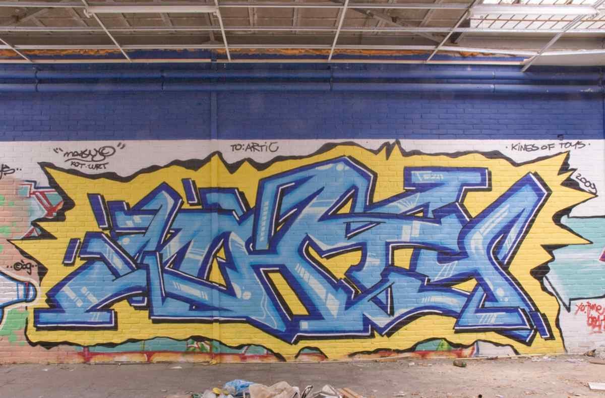 Graffiti Murals Street Art 501 4144567110 daa5027e90 b A4 Photo Print