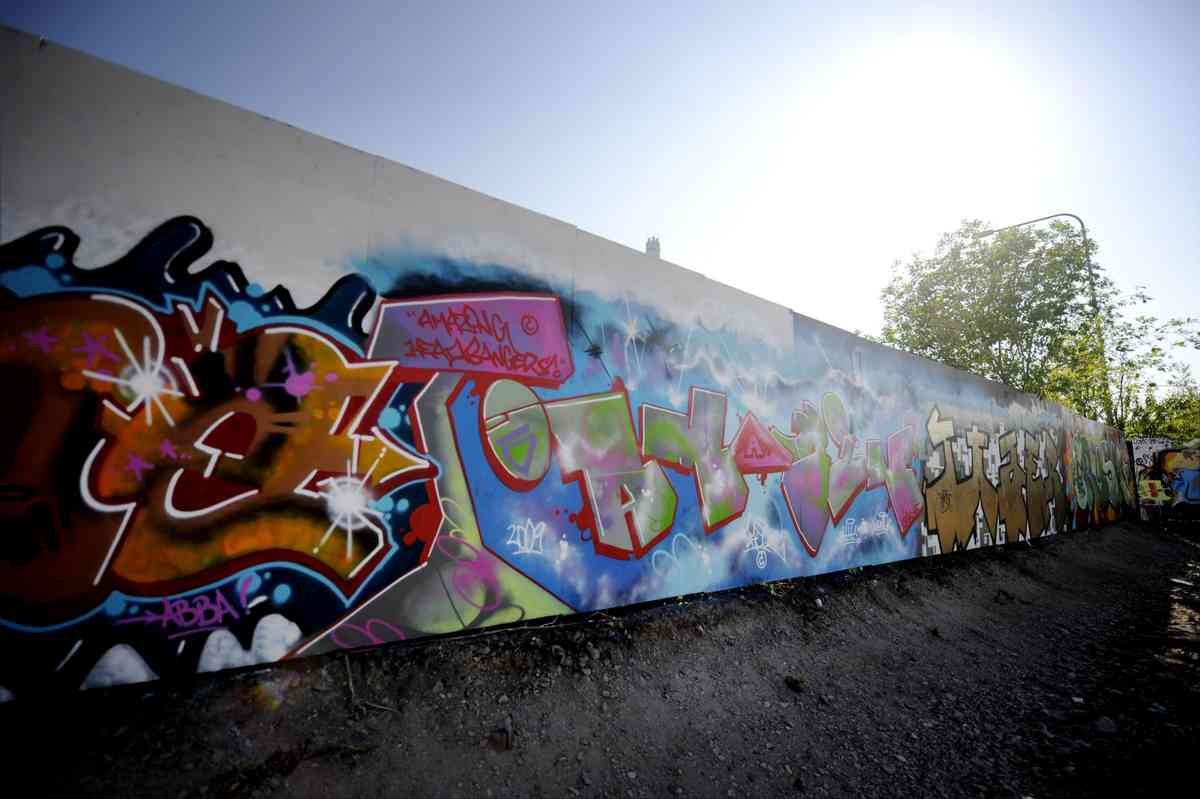Graffiti Murals Street Art 583 graffiti LK Mikko Stig A4 Photo Print
