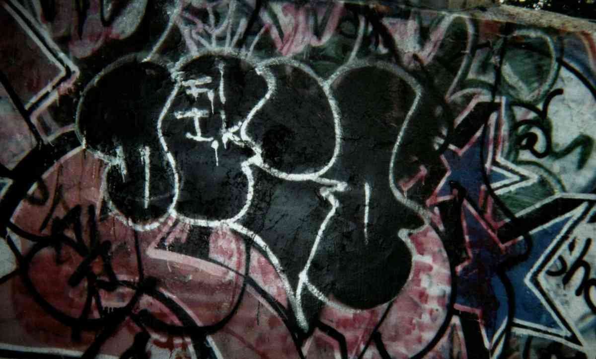 Graffiti Murals Street Art 929 bvnghl122703 A4 Photo Print