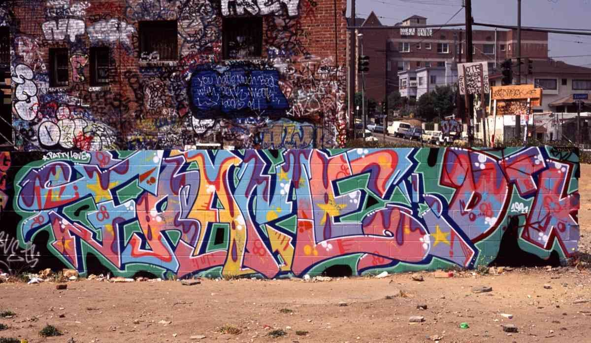 Graffiti Murals Street Art 978 pg 21 frame ss 7 91 A4 Photo Print