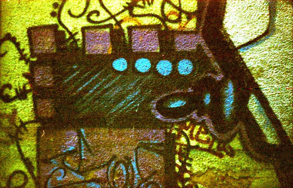 Graffiti Street Art photo Murals A4 411 (722) A4 Photo Print