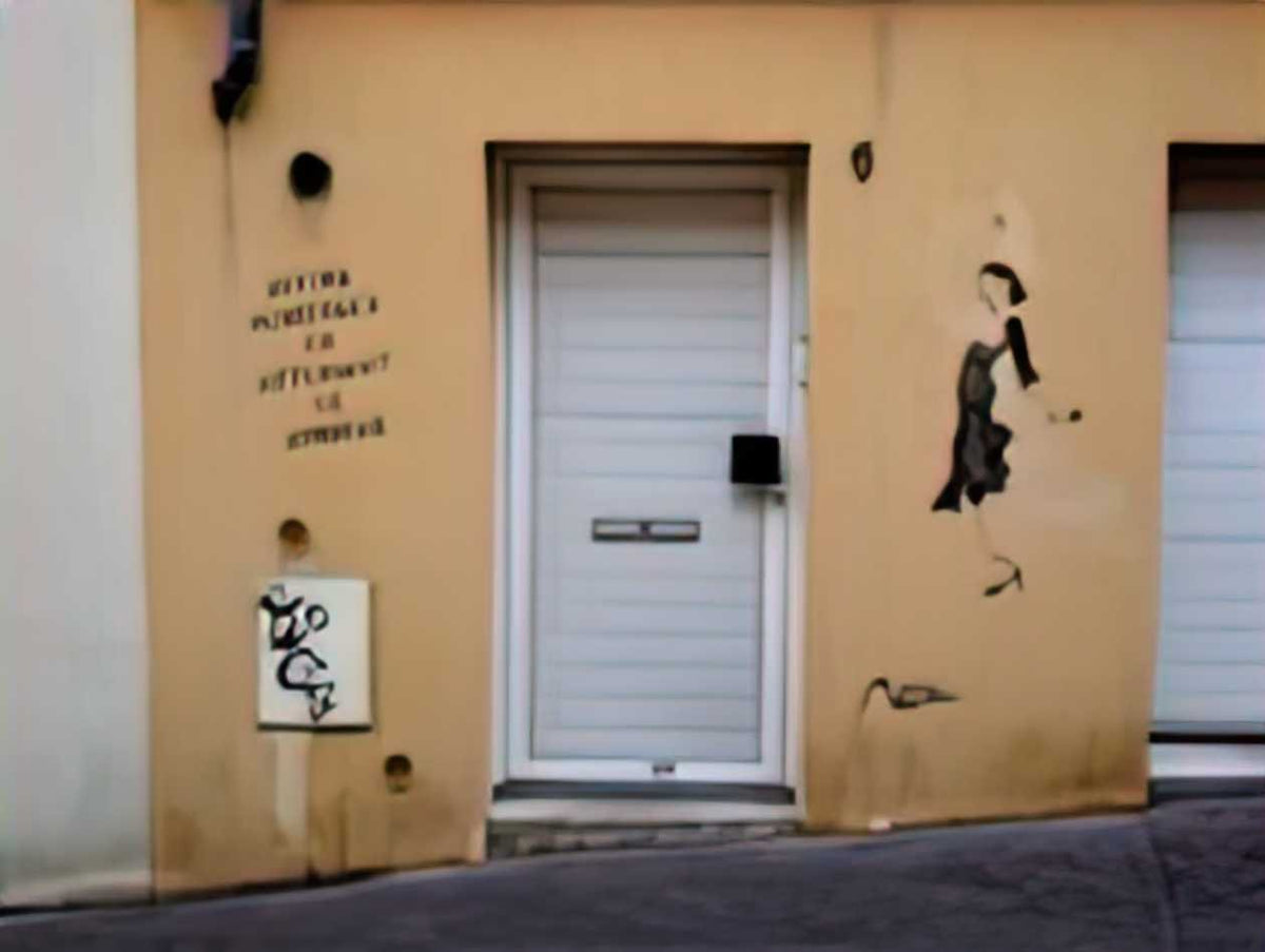 Graffiti Street Art soyons heureuse en attendant le bonheur A4 Photo Print