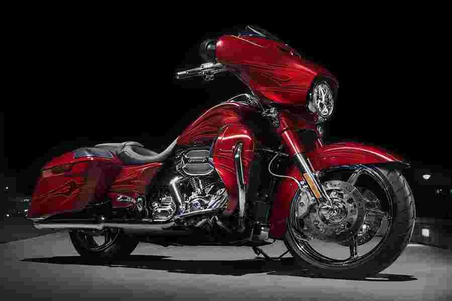 HARLEY DAVIDSON CVO Street Glide 8384 1 Car A4 Photo Print