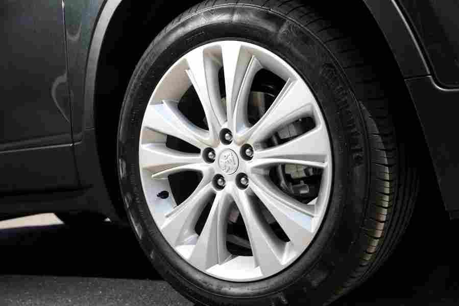 HOLDEN Trax 6480 11 Car A4 Photo Print