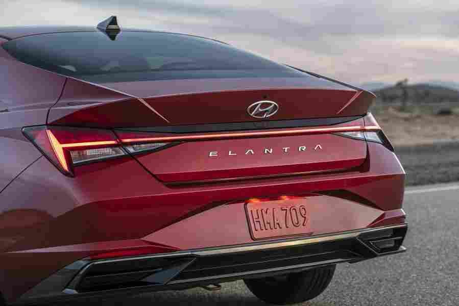HYUNDAI Elantra 6788 22 Car A4 Photo Print