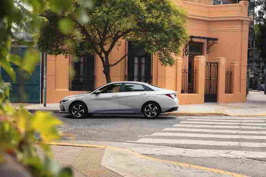 HYUNDAI Elantra 6788 62 Car A4 Photo Print