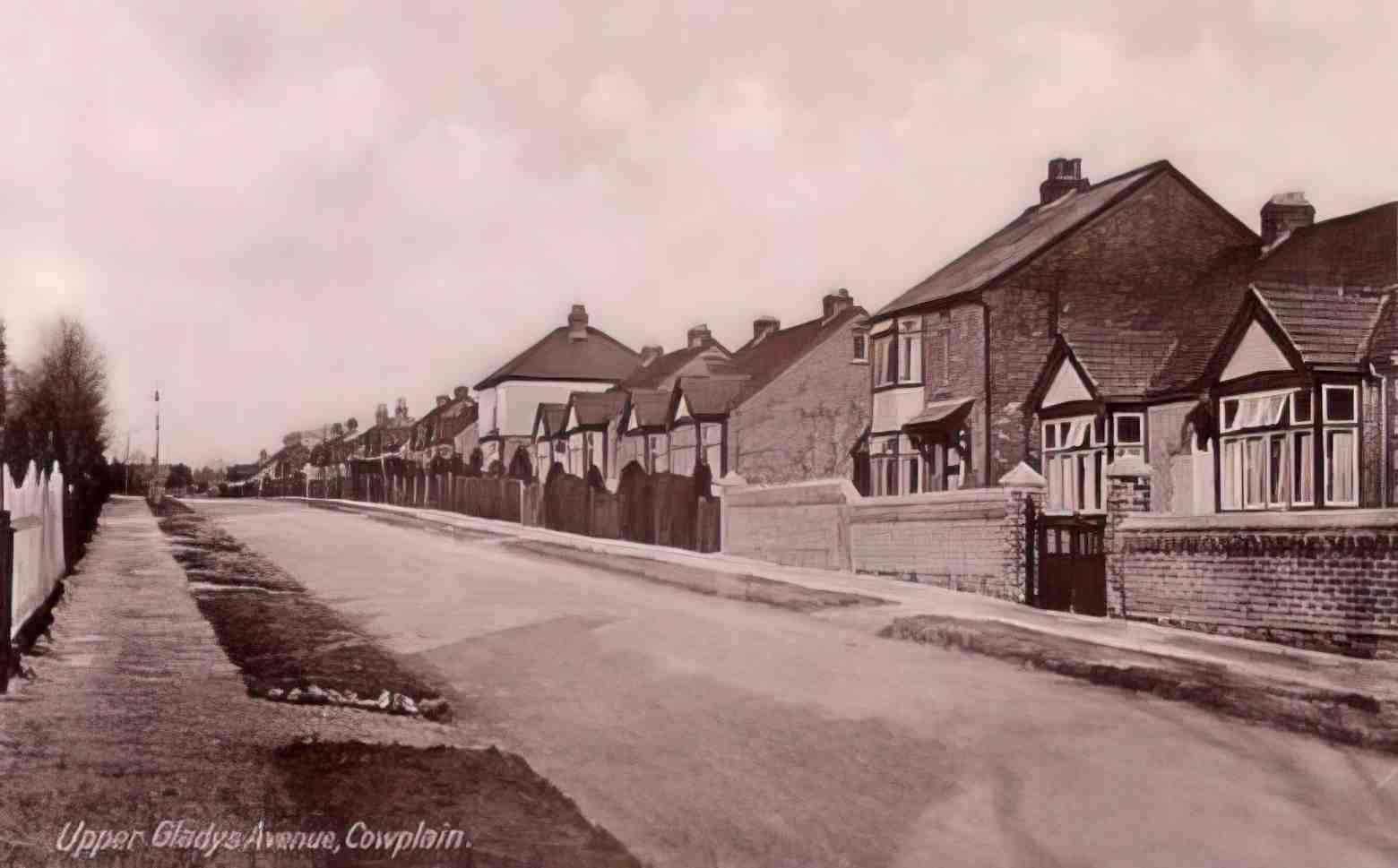 Hampshire Cowplain Upper Gladys Avenue Vintage A4 Photo Print