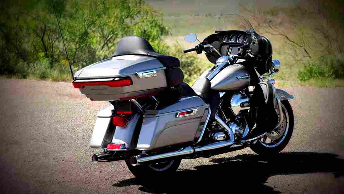 Harley Davidson Electra Glide Ultra Classic 2017 2 motorbike A4 Photo Print