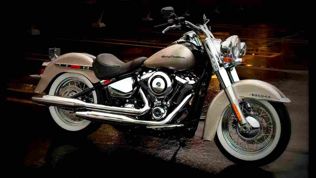 Harley Davidson Softail Deluxe 2018 3 motorbike A4 Photo Print
