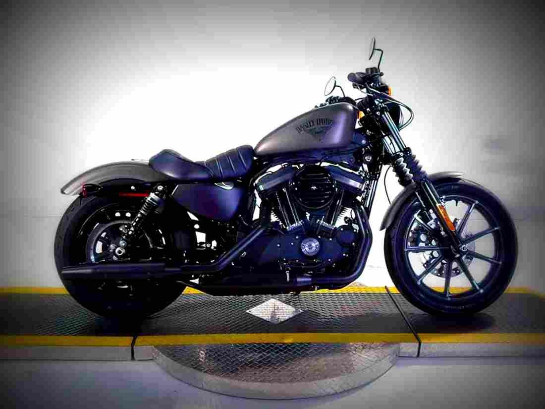Harley Davidson Sportster Iron 883 2018 1 motorbike A4 Photo Print