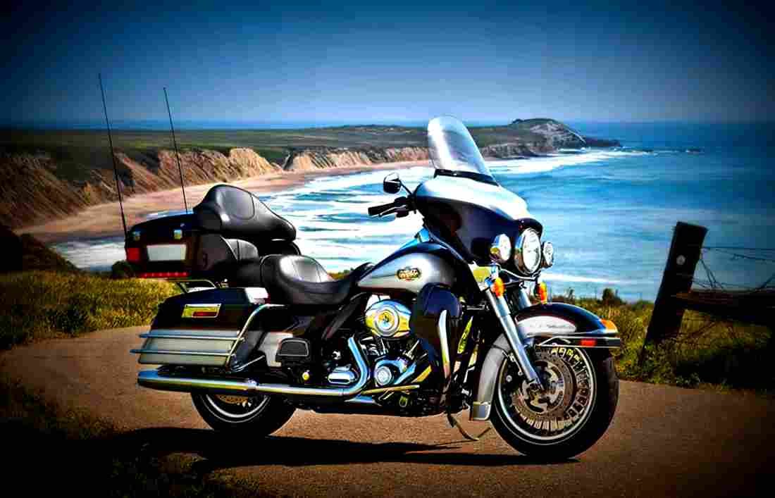 Harley Davidson Ultra Classic Electra Glide 1998 1 motorbike A4 Photo Print