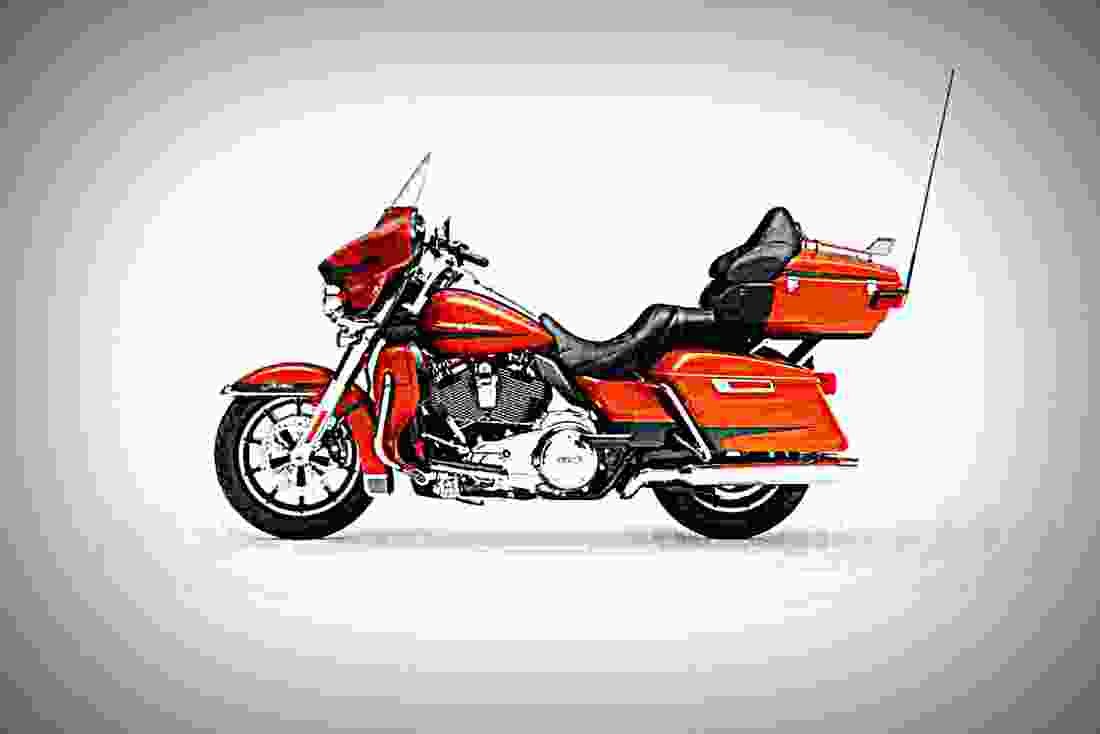 Harley Davidson Ultra Limited 2019 1 motorbike A4 Photo Print