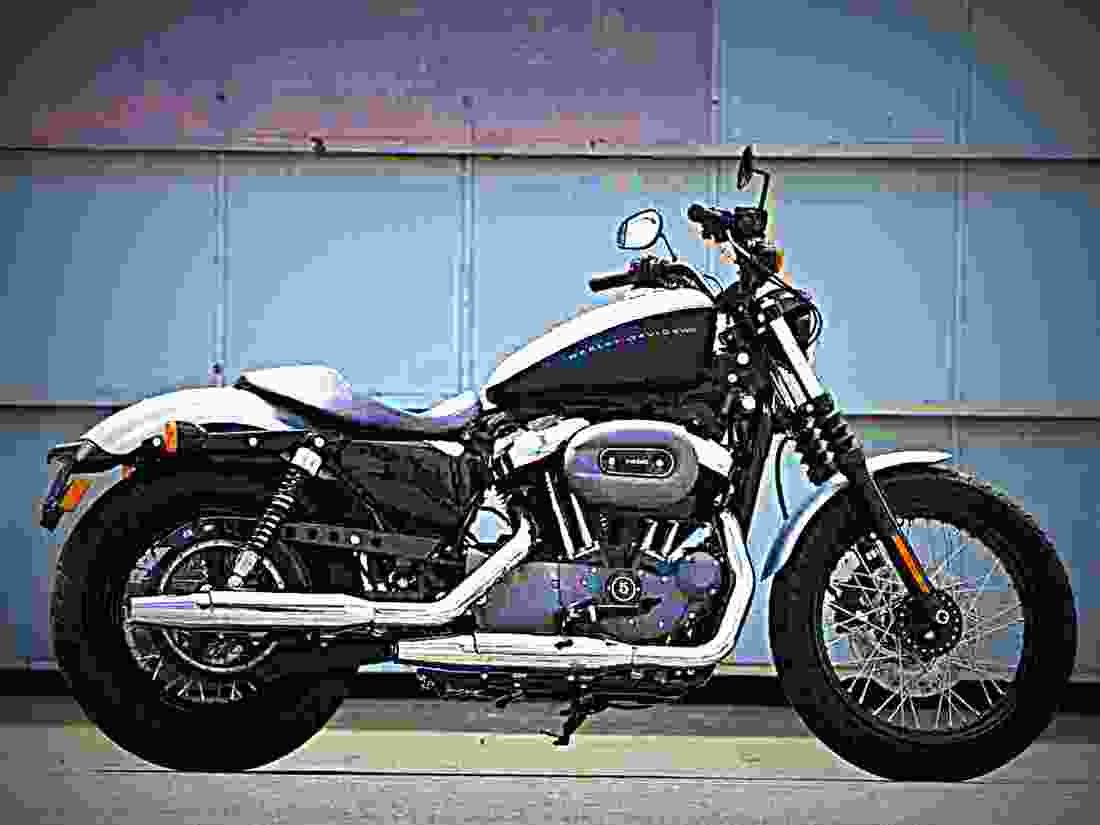 Harley Davidson XL 1200 Custom 2004 1 motorbike A4 Photo Print