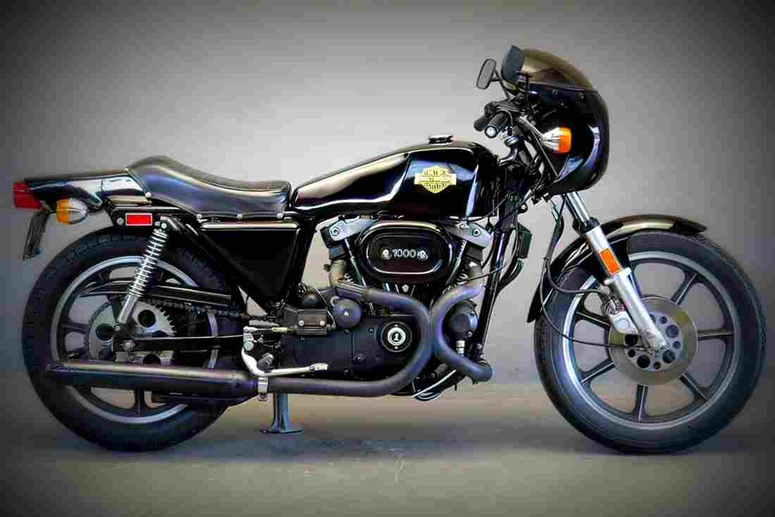Harley Davidson XLCR 1000 Cafe Racer 1978 2 motorbike A4 Photo Print