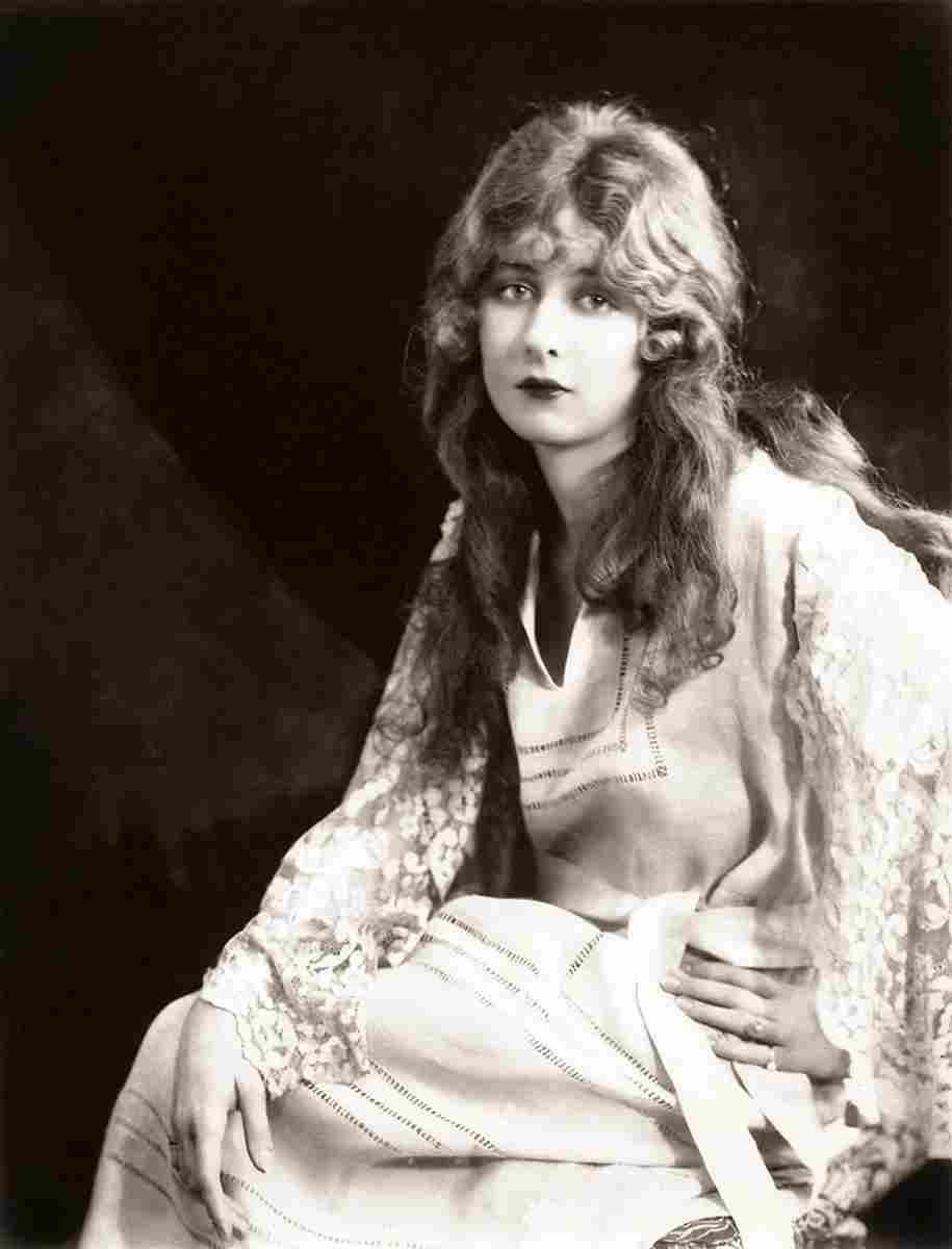 Harris Mildred 1 film star poster A4 Photo Print