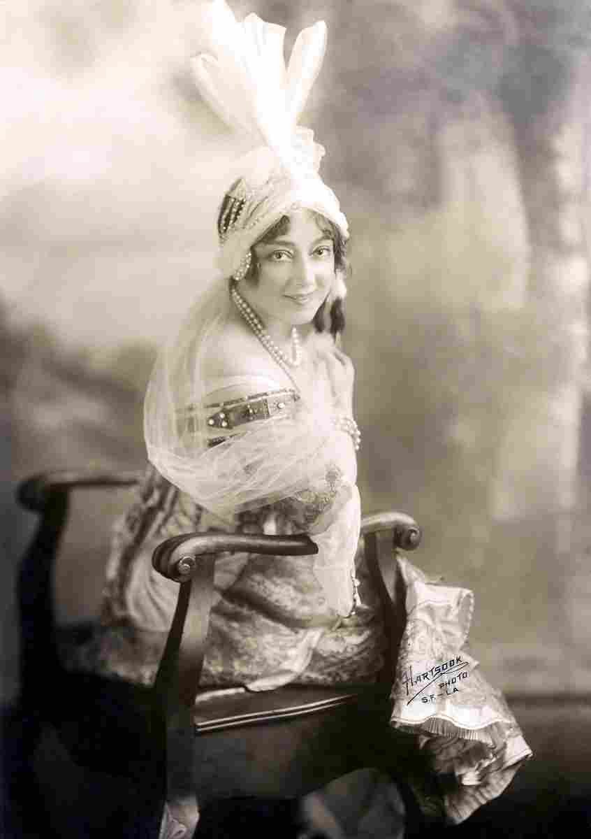 Held Anna 2 film star poster A4 Photo Print