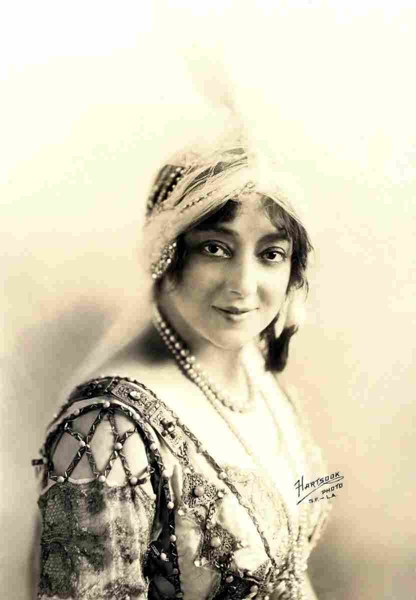 Held Anna 3 film star poster A4 Photo Print