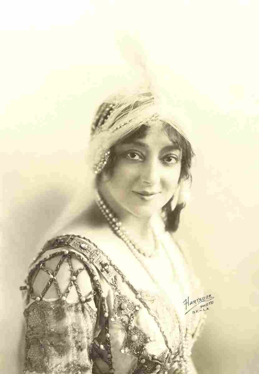 Held Anna 3S film star poster A4 Photo Print