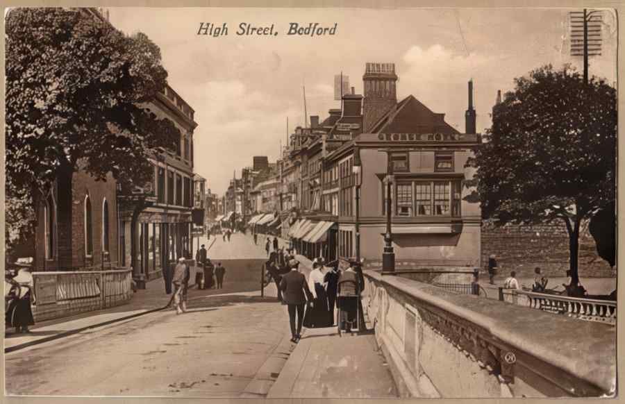 High Street Road Uk 13938 Vintage A4 Photo Print
