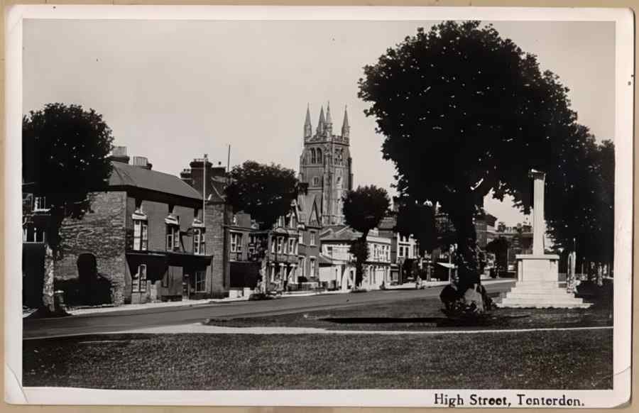High Street Road Uk Eke13312 Vintage A4 Photo Print