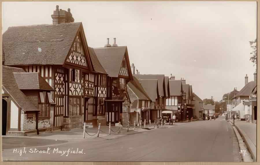 High Street Road Uk Esx14421 Vintage A4 Photo Print